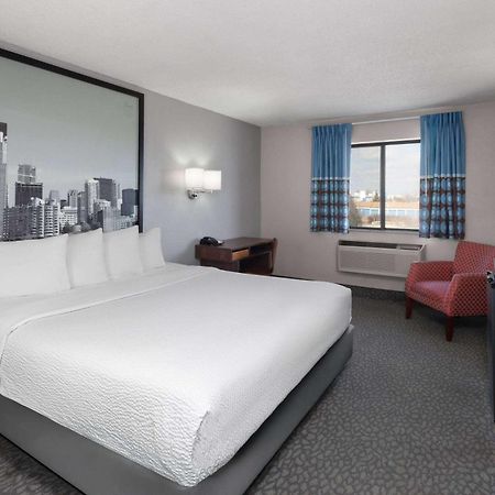 Super 8 By Wyndham Romeoville Bolingbrook Zewnętrze zdjęcie